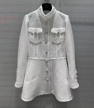 Europeus e Americanos roupas de mulher 2023 primavera nova de manga comprida, gola alta único breasted moda Branca, casaco de tweed