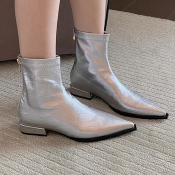 Do Inverno Das Mulheres De Salto Baixo Chelsea Boots Moda Tornozelo Sapatos Novos Tendência 2023 Dedo Apontado De Motos Botas Casuais Goth Marca De Calçados Femininos